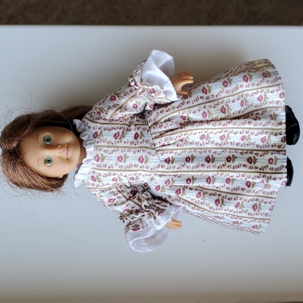 6" mini Felicity doll